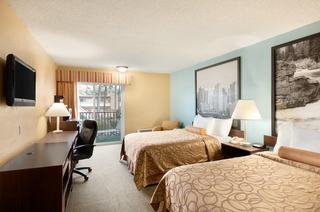 Super 8 By Wyndham Oceanside Marty'S Valley Inn Номер фото